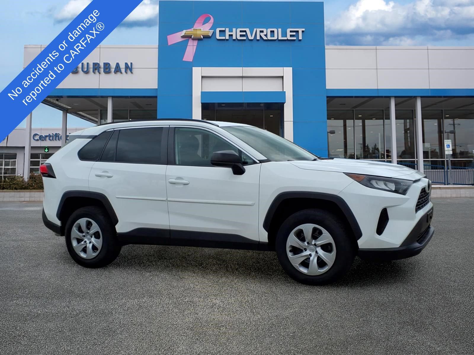 Used 2019 Toyota RAV4 LE AWD/4WD image 4