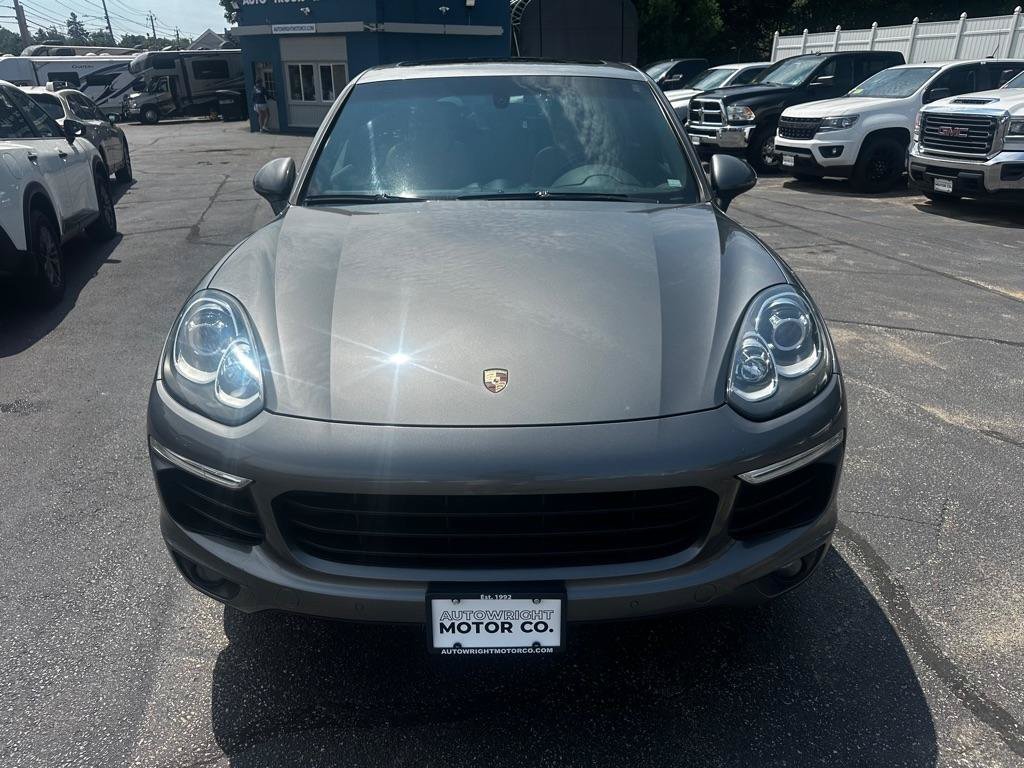 Used 2017 Porsche Cayenne AWD/4WD image 7