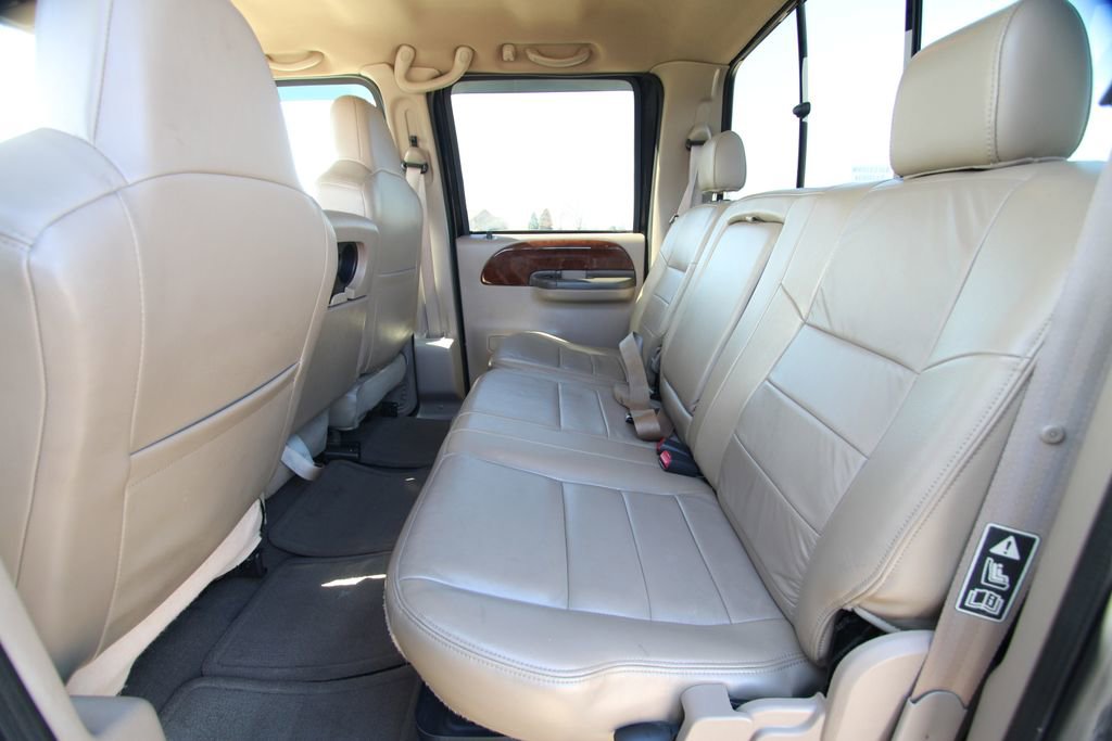 Used 2004 Ford F250 Lariat image 7