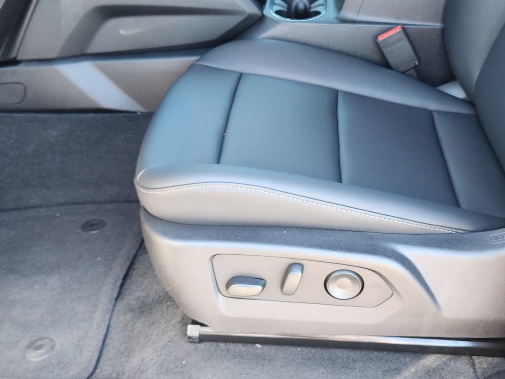 New 2026 GMC Canyon Elevation w/ Convenience Package AWD/4WD image 9
