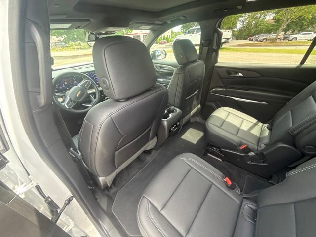 Used 2026 Chevrolet Traverse LT w/ Sun and Wheel Package FWD image 21