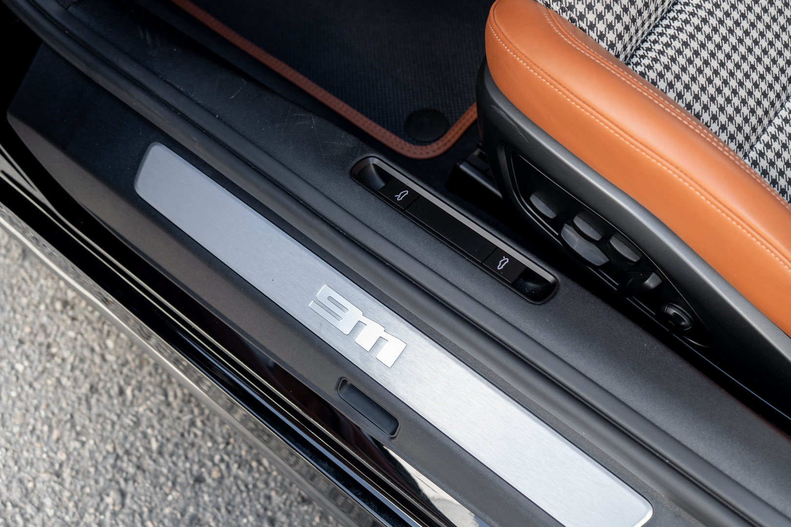 Used 2024 Porsche 911 Turbo S AWD/4WD image 13