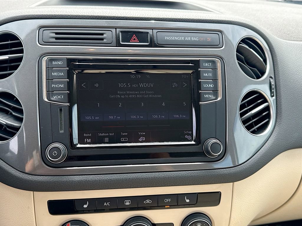 Used 2017 Volkswagen Tiguan S image 27