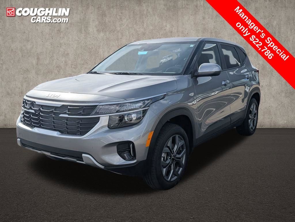 Used 2025 Kia Seltos LX AWD/4WD video 3