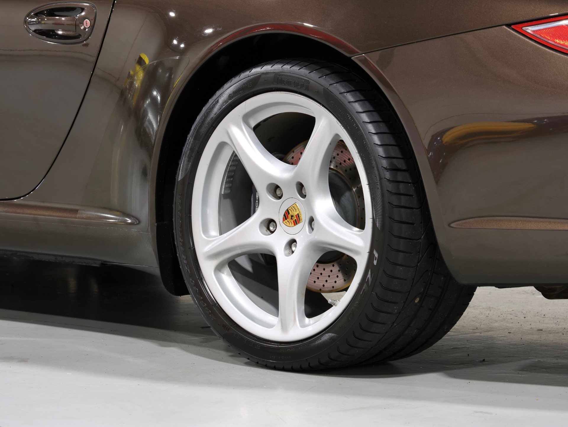 Used 2011 Porsche 911 Cabriolet image 25