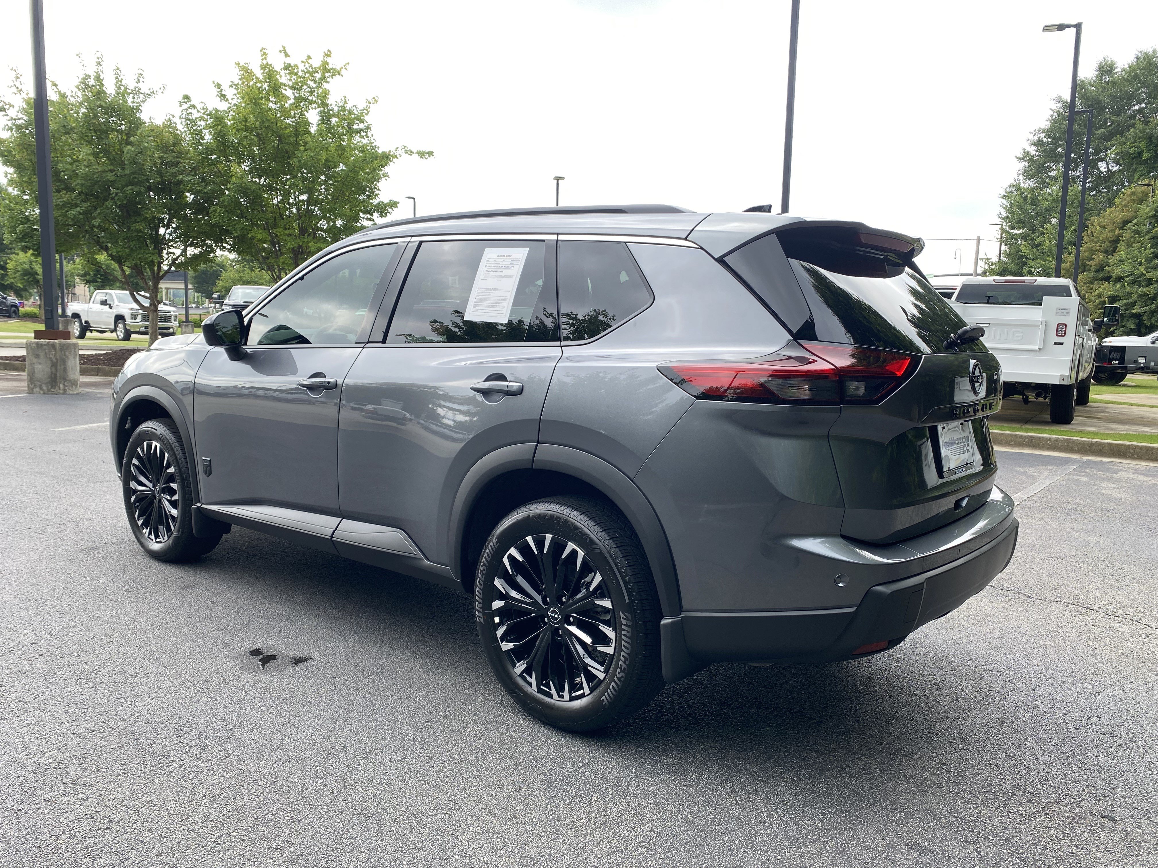 Used 2026 Nissan Rogue Dark Armor FWD image 7