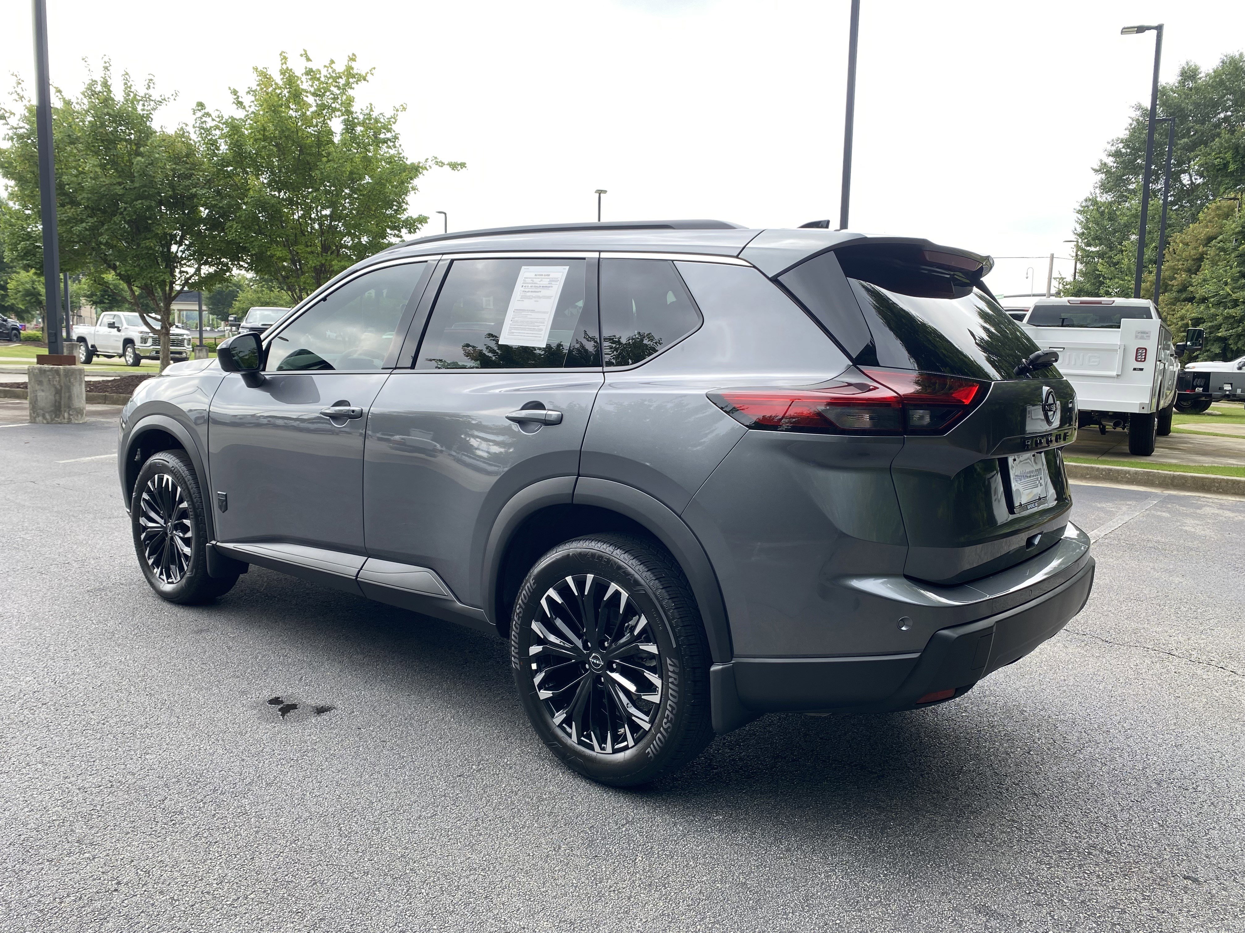 Used 2026 Nissan Rogue Dark Armor FWD image 7