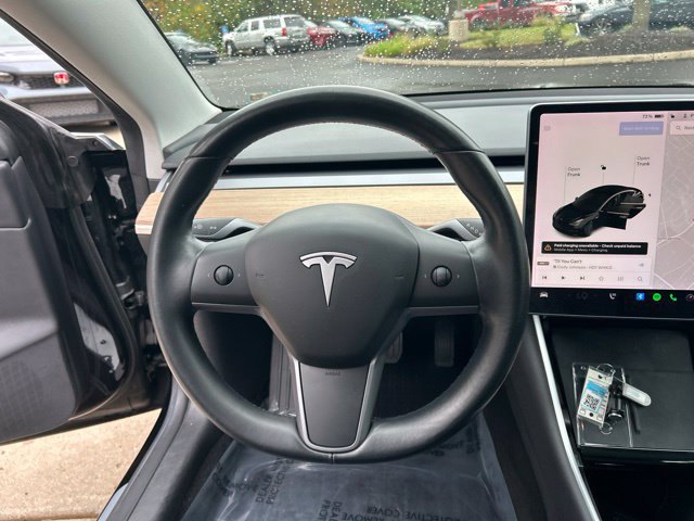 Used 2019 Tesla Model 3 Standard Range Plus RWD image 22