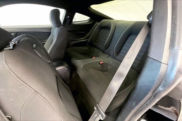 Used 2017 Ford Mustang GT RWD image 19