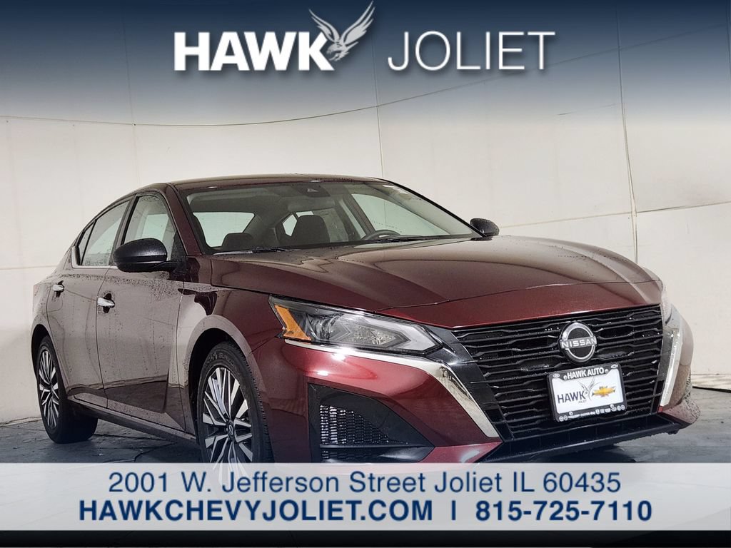 Used 2025 Nissan Altima 2.5 SV