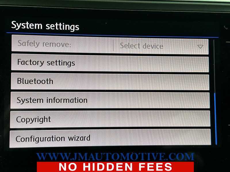 Used 2019 Volkswagen Atlas SE image 32