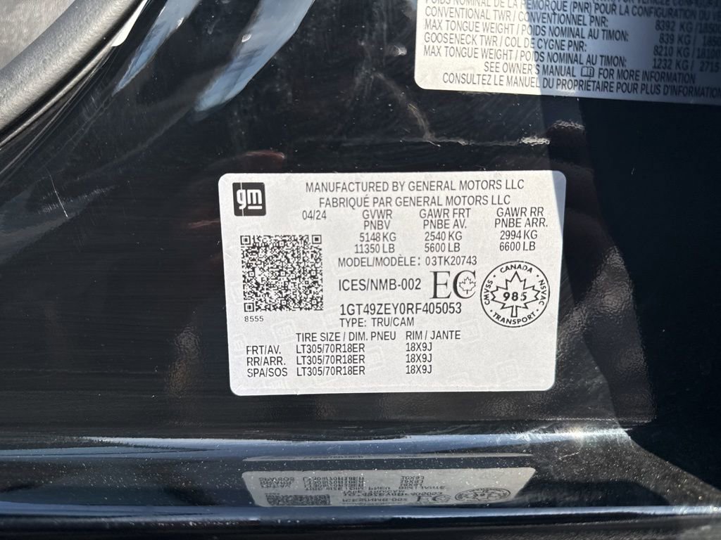 Used 2024 GMC Sierra 2500 AT4X image 40