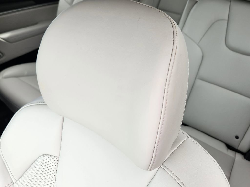 Used 2023 Kia Telluride S w/ S Sunroof Package image 13