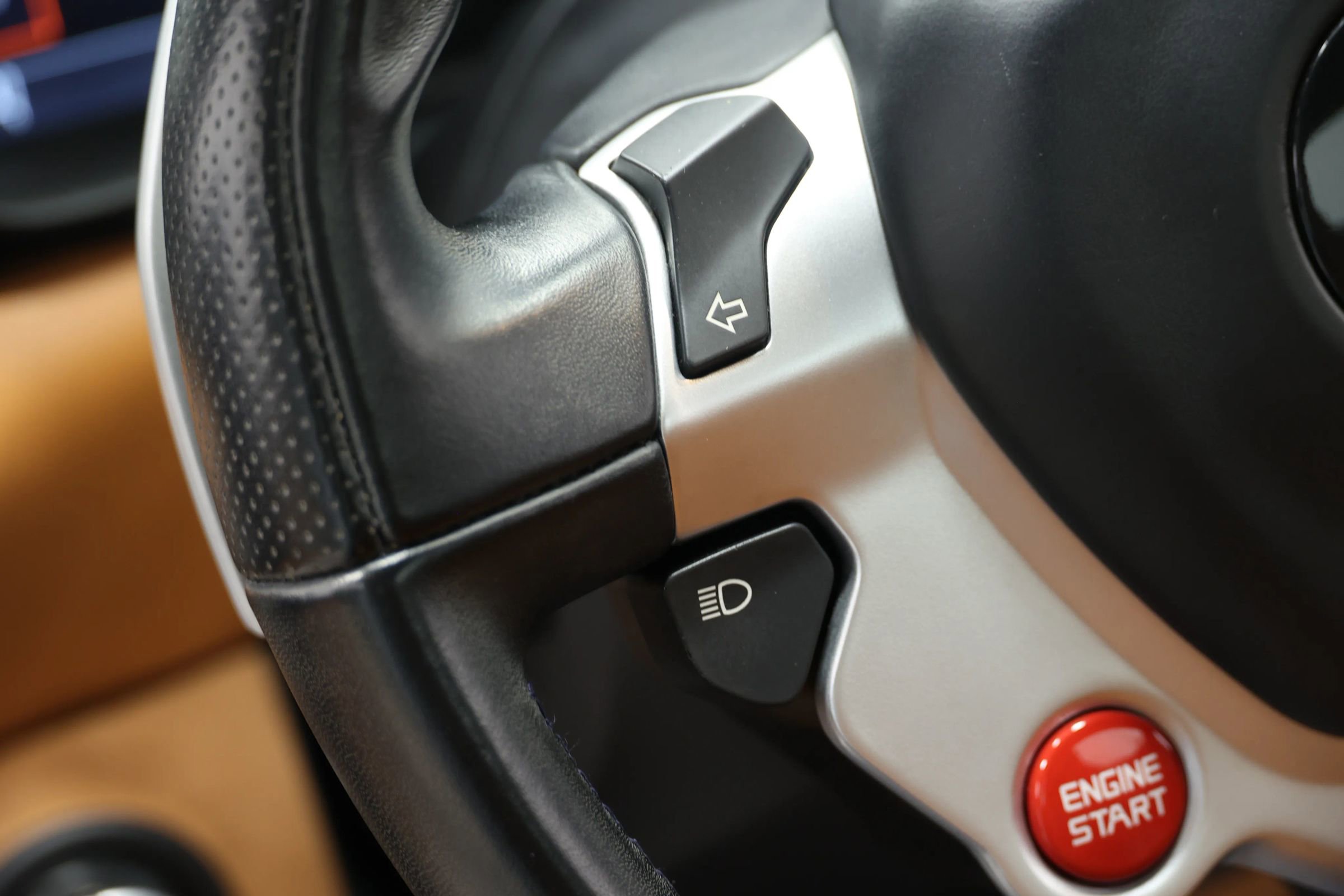 Used 2017 Ferrari California T image 37