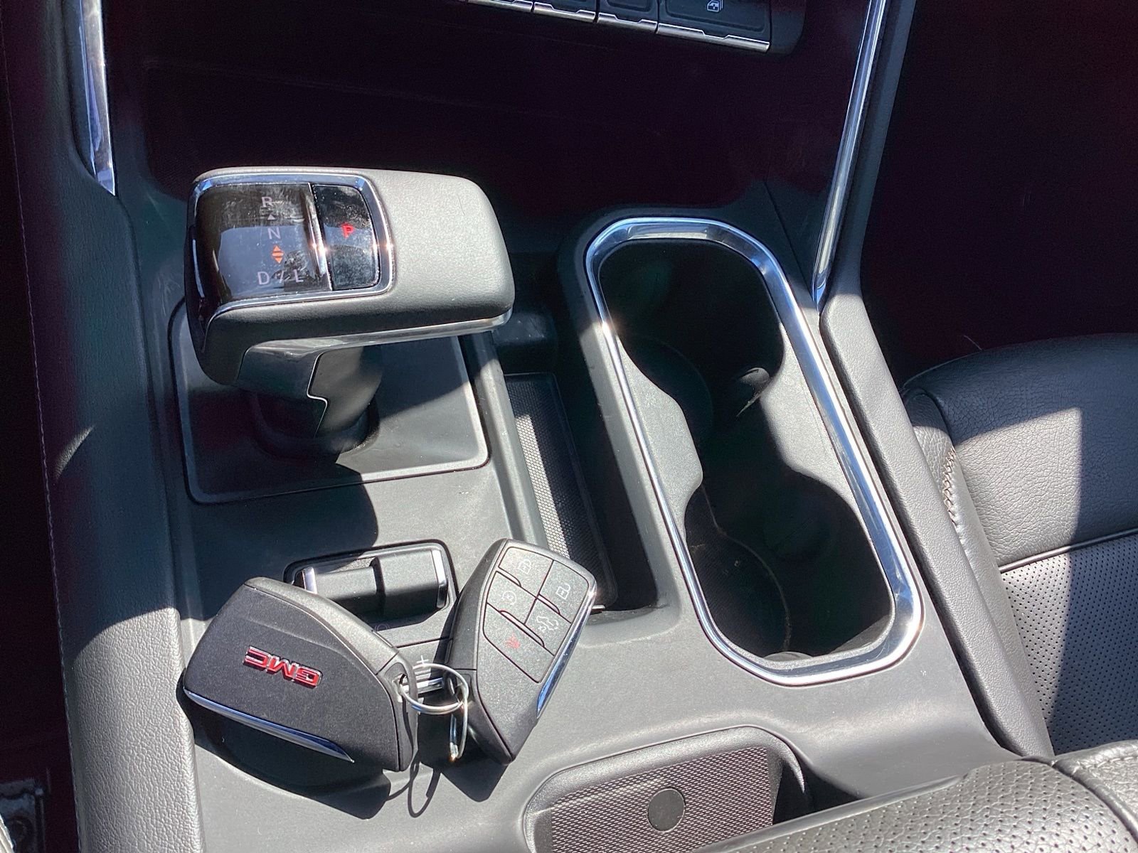 Used 2024 GMC Sierra 1500 Denali w/ Denali Reserve Package image 24