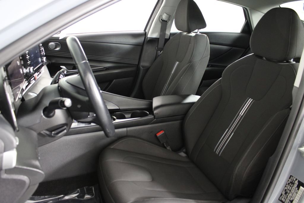 Certified 2022 Hyundai Elantra SEL w/ Convenience Package FWD image 20