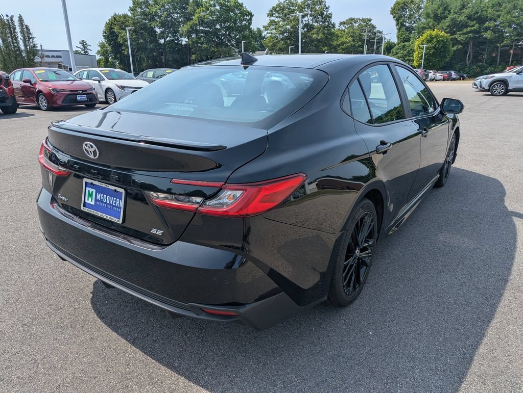 Used 2025 Toyota Camry SE FWD image 6