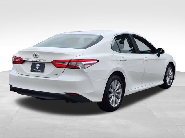 Used 2018 Toyota Camry LE FWD image 8