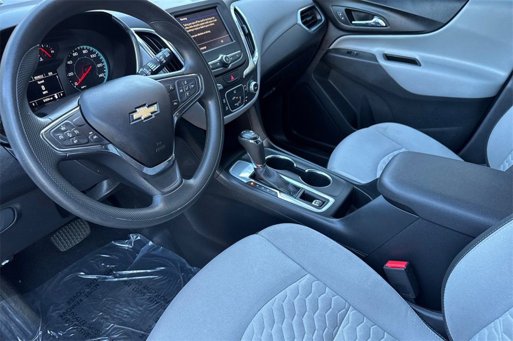 Used 2020 Chevrolet Equinox LS image 14