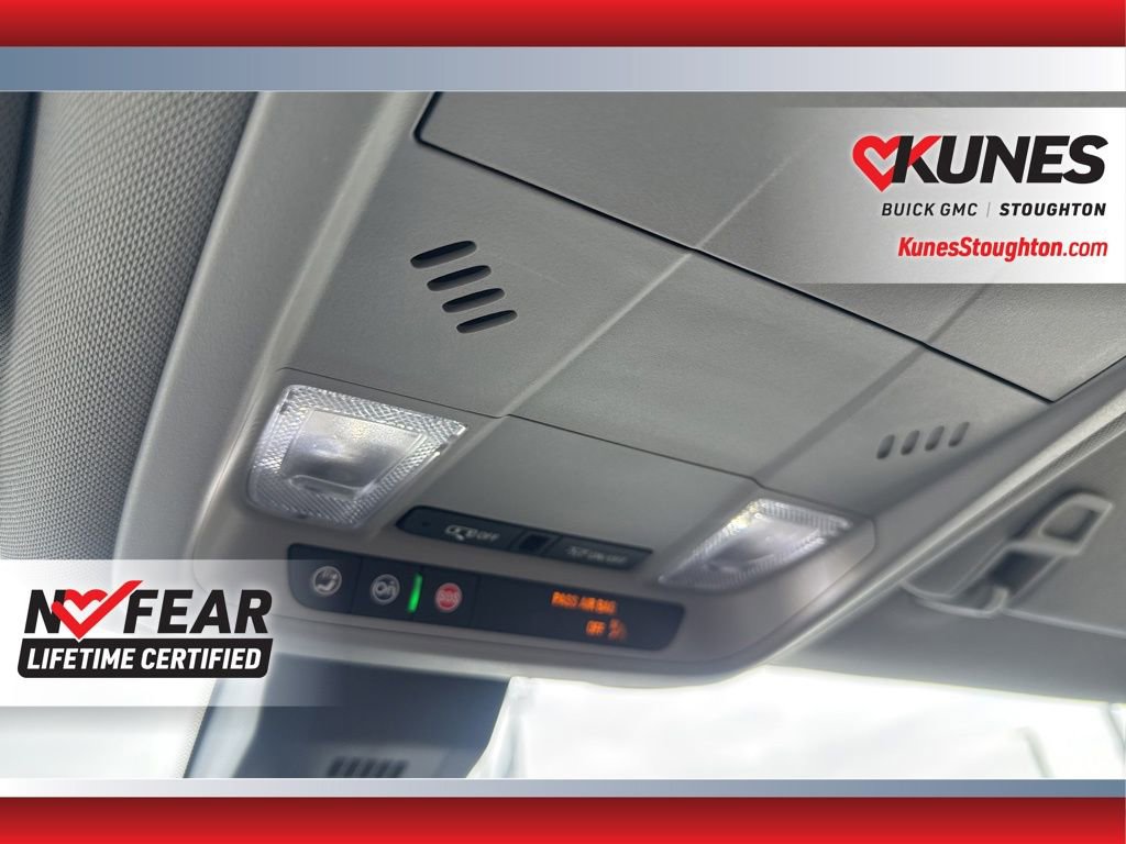 Used 2023 Chevrolet Equinox LT image 32