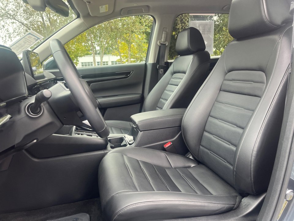 Used 2025 Honda CR-V EX-L image 30