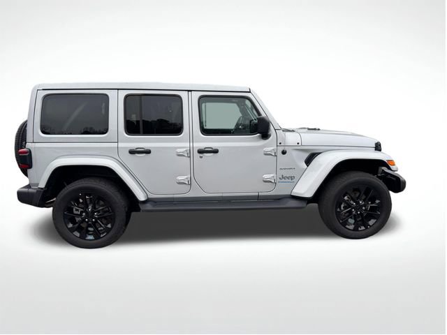 Used 2023 Jeep Wrangler Unlimited Sahara w/ Cold Weather Group image 10