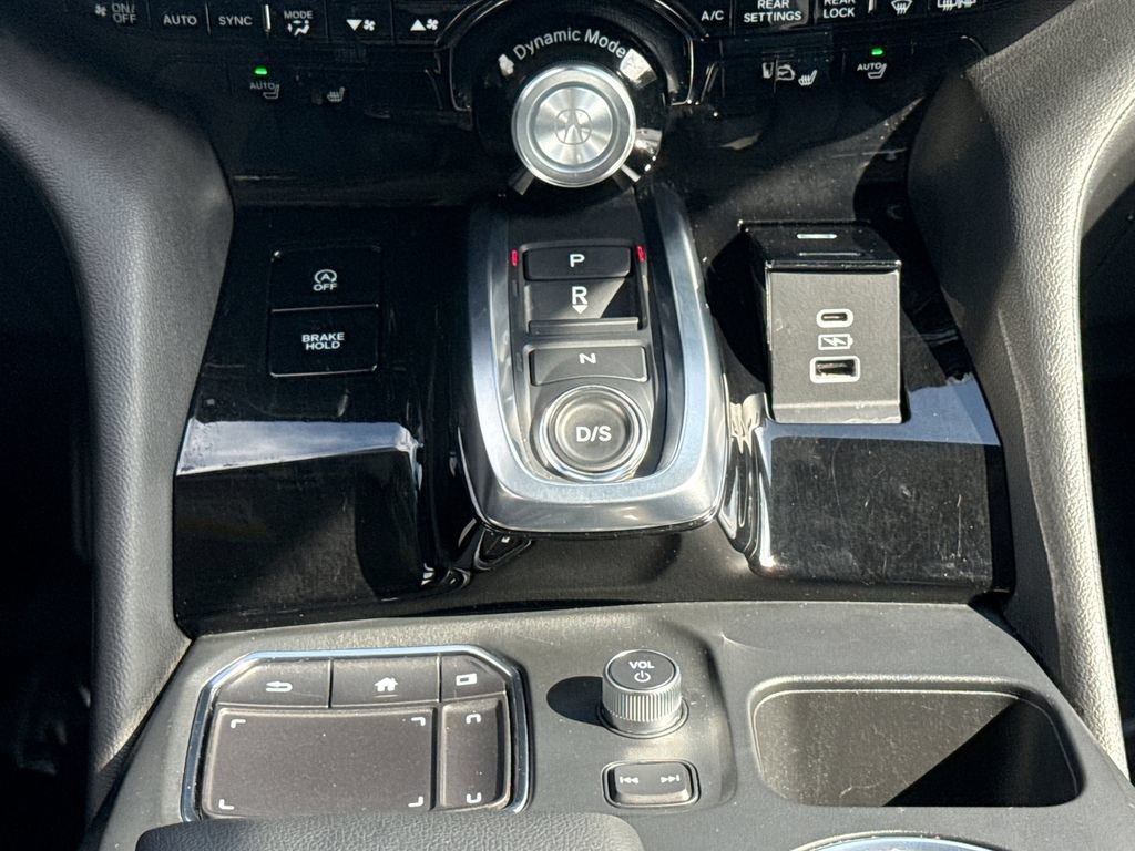 Used 2024 Acura MDX SH-AWD image 21