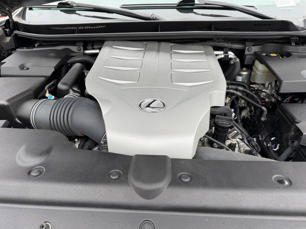 Used 2018 Lexus GX 460 Premium w/ Premium Package image 34