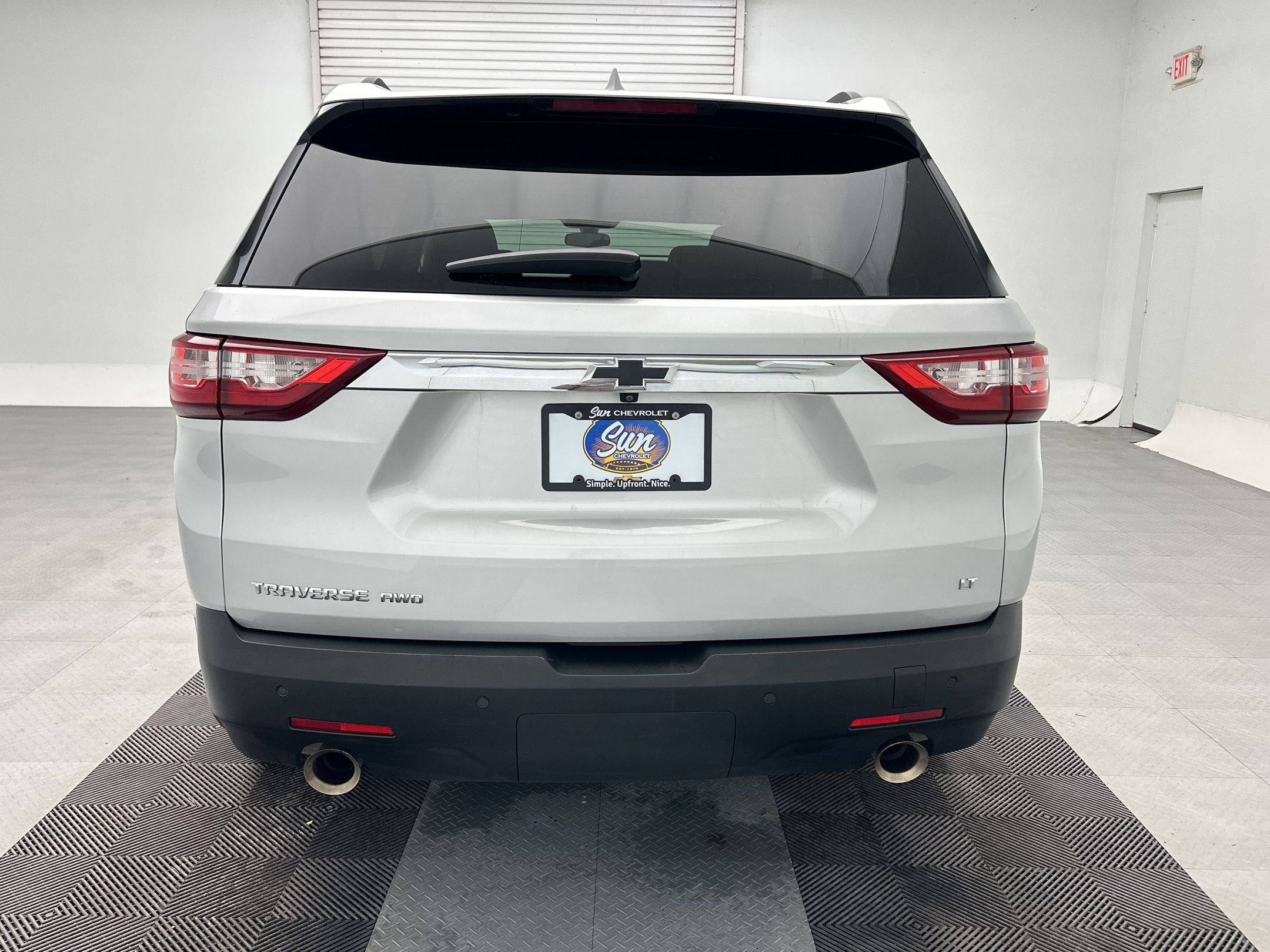 Used 2021 Chevrolet Traverse LT w/ LPO, Floor Liner Package image 10