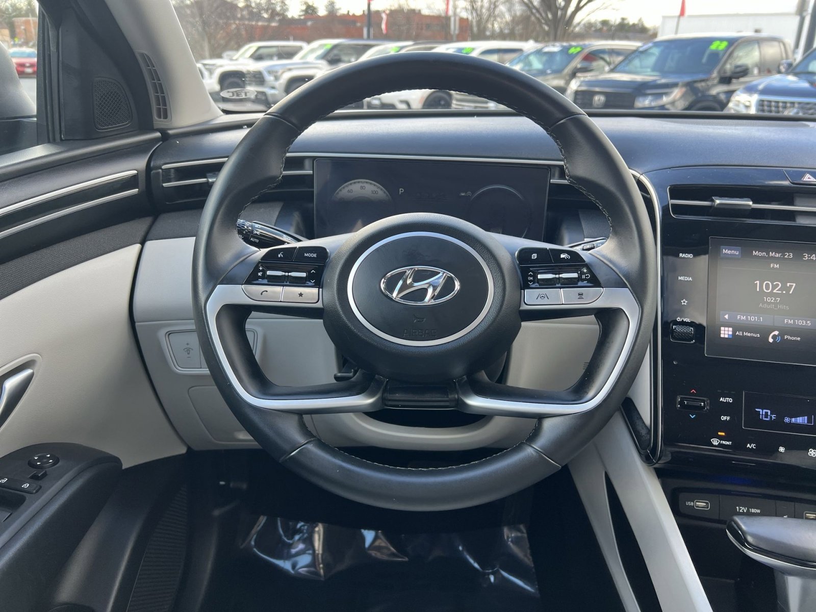 Used 2023 Hyundai Tucson SEL w/ Convenience Package image 16
