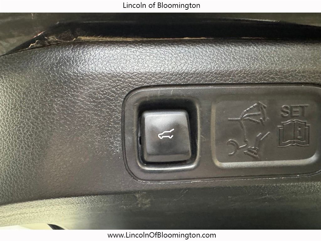 Used 2020 Lincoln Navigator Reserve AWD/4WD image 24
