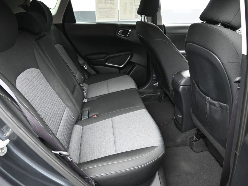 Used 2020 Kia Soul EX image 8