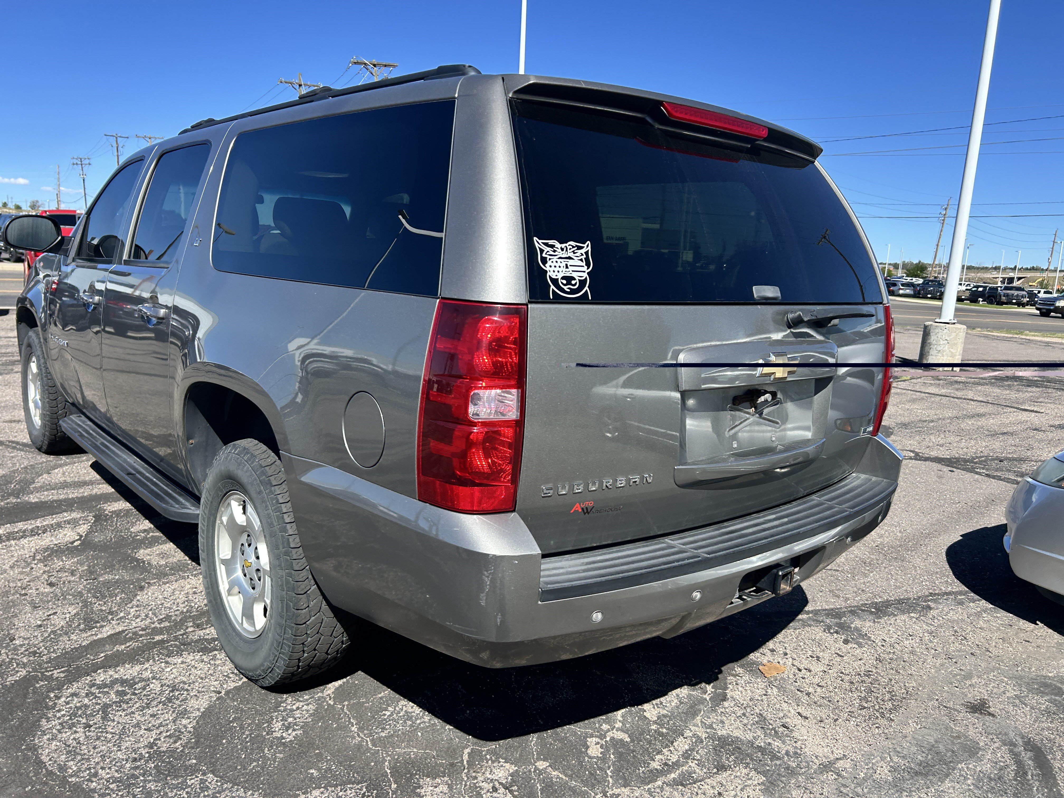 Used 2009 Chevrolet Suburban LT AWD/4WD image 3
