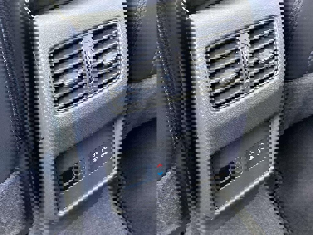 Certified 2024 Nissan Rogue SL w/ SL Premium Package image 37