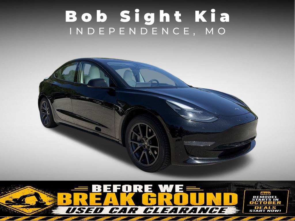 Used 2021 Tesla Model 3 Standard Range Plus RWD image 16