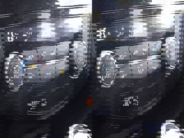 Used 2020 Nissan Rogue SL FWD image 31