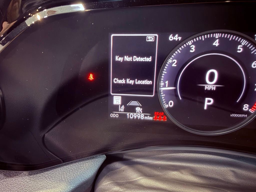 Used 2025 Lexus NX 250 FWD w/ Accessory Package (Z2) image 23