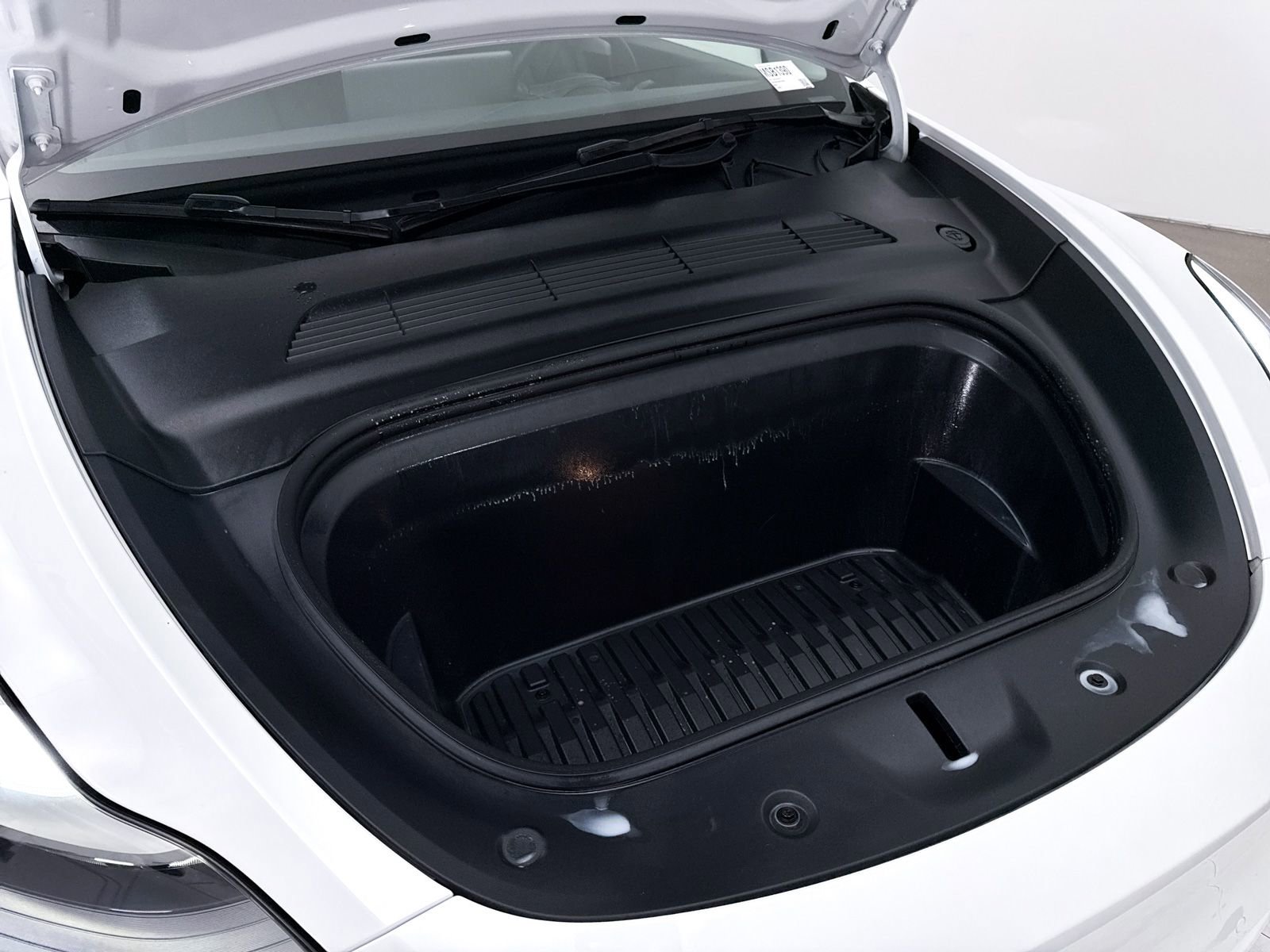 Used 2022 Tesla Model Y Performance AWD/4WD image 11
