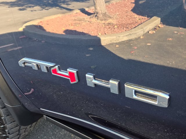 Used 2023 GMC Sierra 2500 AT4 w/ Gooseneck/5TH Wheel Package AWD/4WD image 10