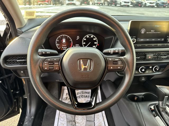 Used 2024 Honda HR-V LX image 11