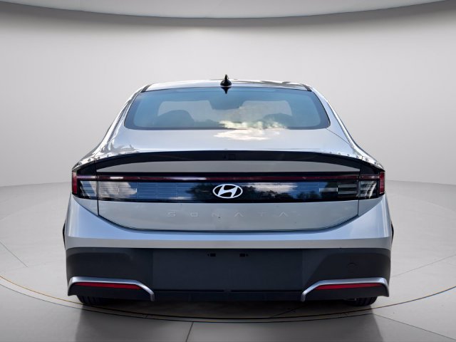 New 2026 Hyundai Sonata SE FWD image 4