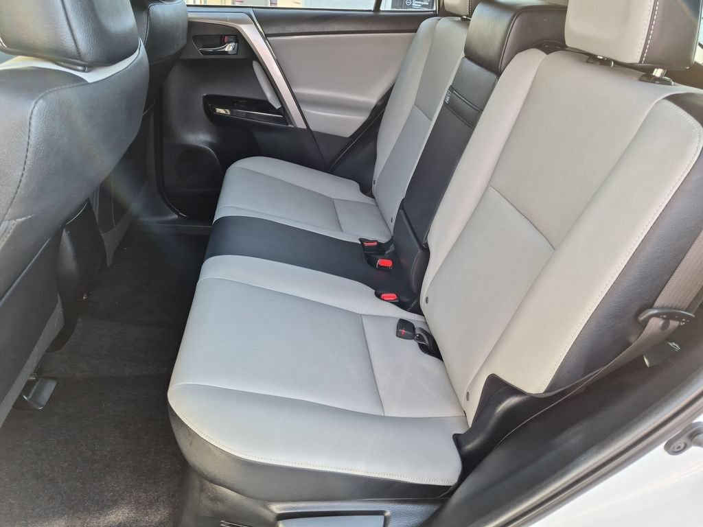 Used 2018 Toyota RAV4 Limited w/ Advanced Technology Package AWD/4WD image 25