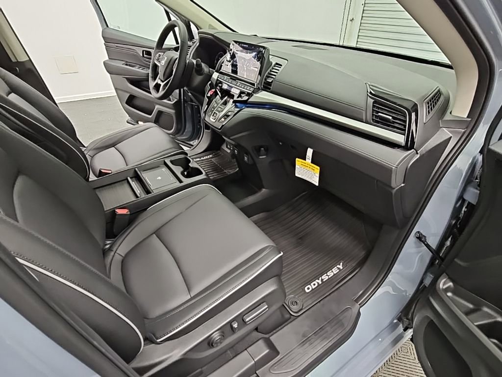 New 2026 Honda Odyssey Touring image 38