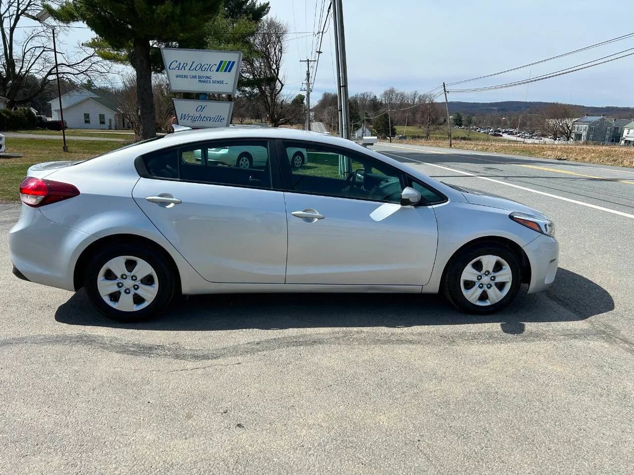 Used 2018 Kia Forte LX w/ LX Popular Package FWD image 8