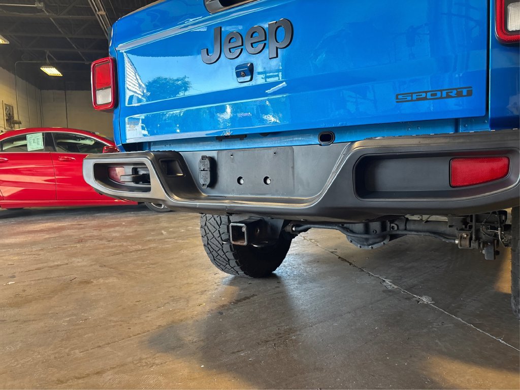 Used 2020 Jeep Gladiator Sport w/ Quick Order Package 24S AWD/4WD image 19