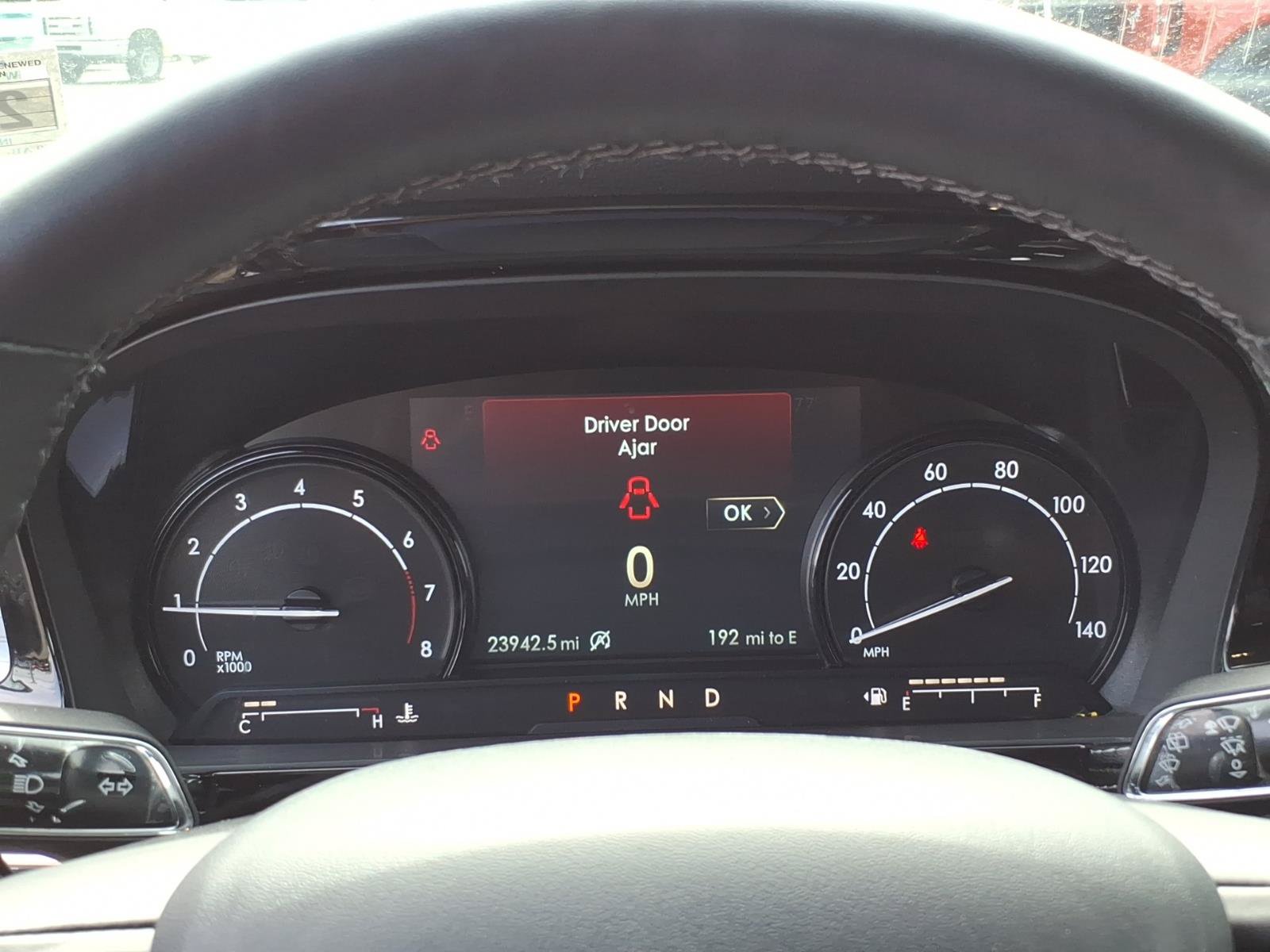 Used 2022 Lincoln Corsair AWD w/ Premium Package image 16