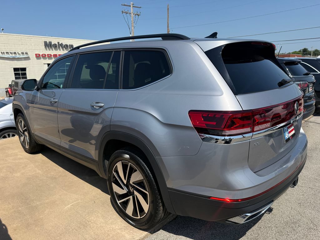 Used 2025 Volkswagen Atlas SE FWD image 23