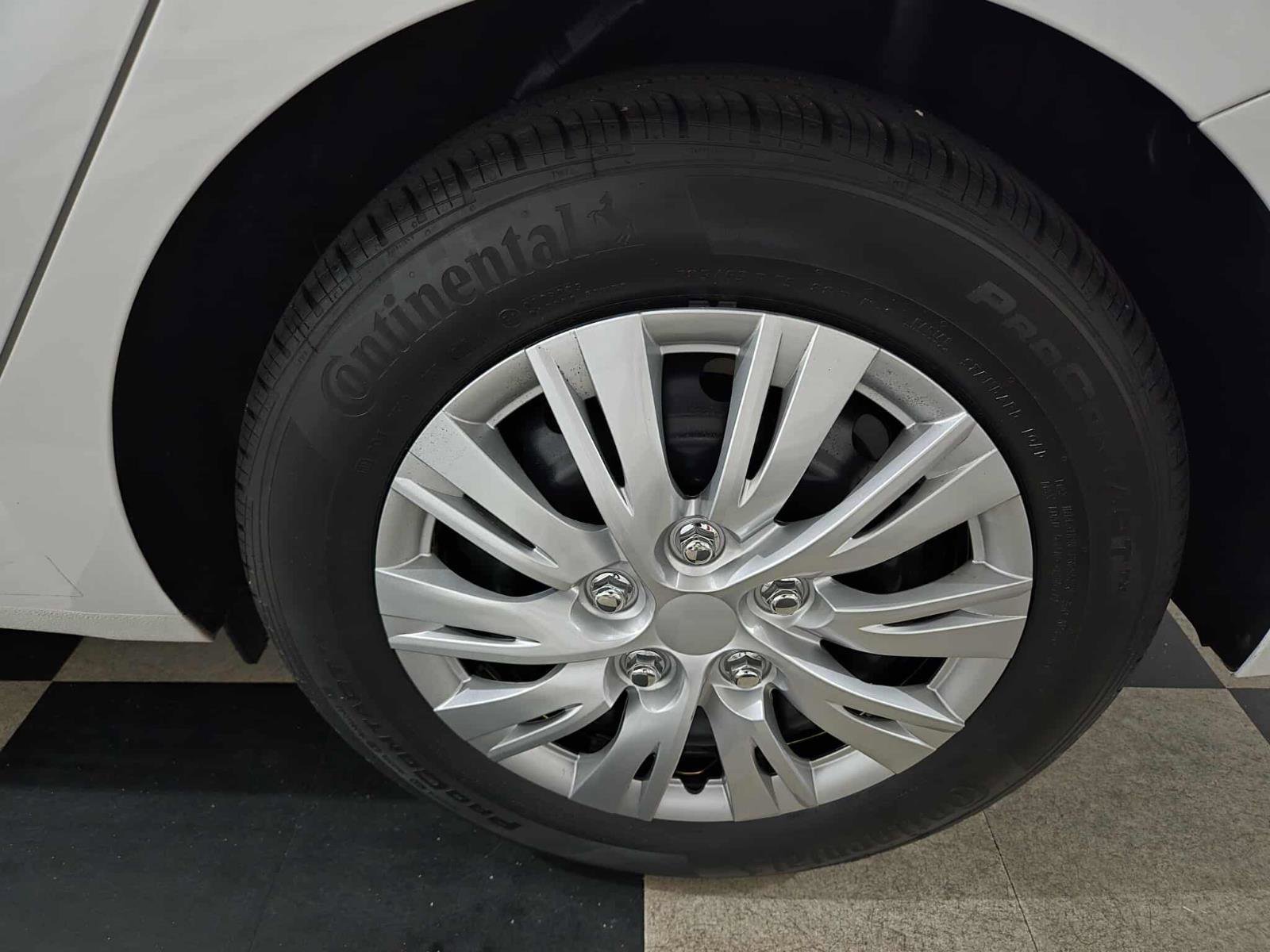 Used 2021 Hyundai Accent SE w/ Cargo Package image 37