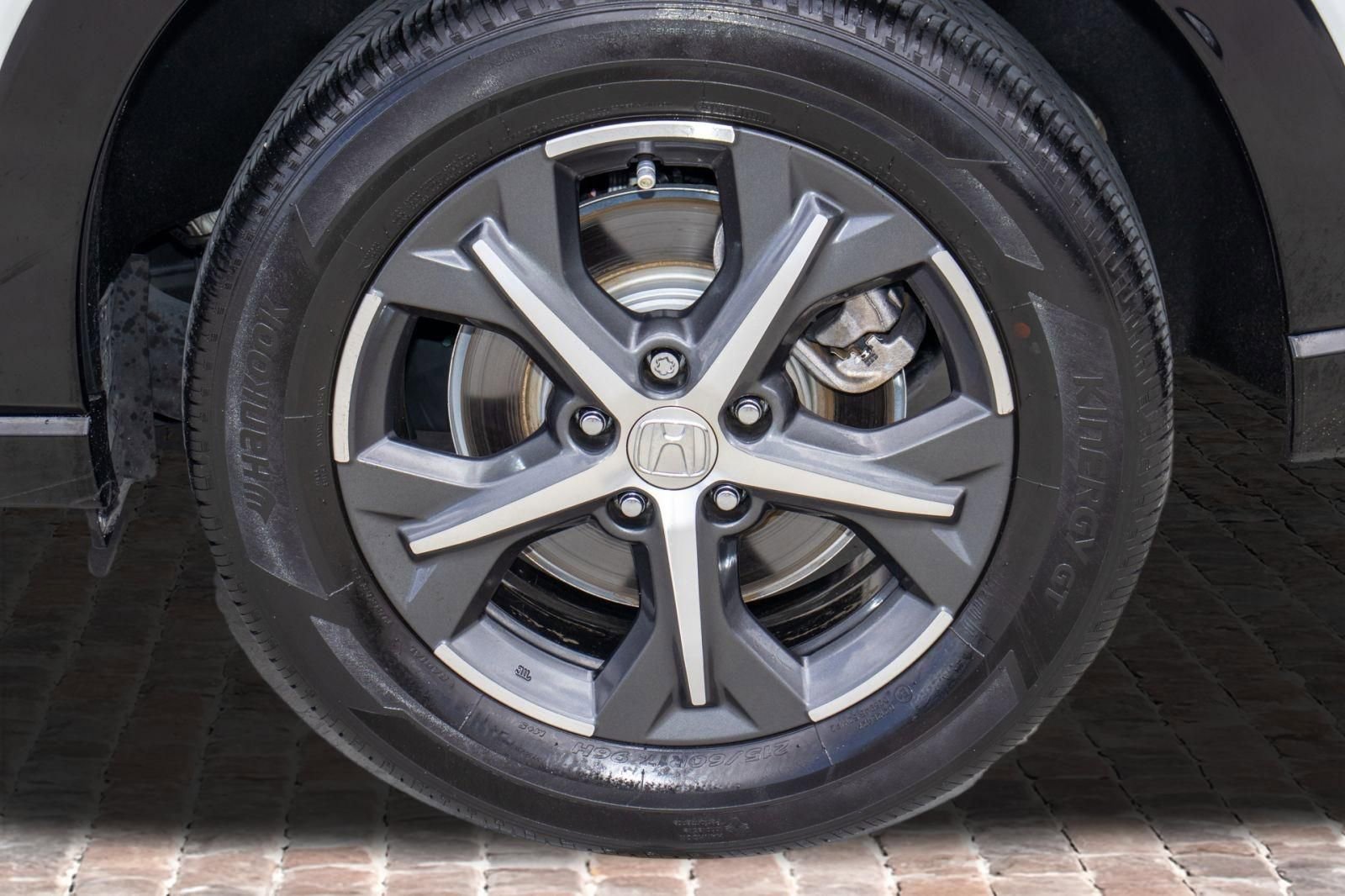 Certified 2024 Honda HR-V EX-L image 37
