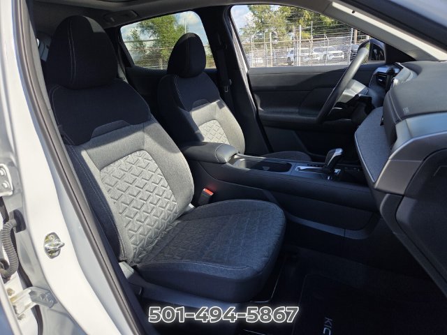 Used 2026 Nissan Kicks SV w/ SV Premium Package FWD image 15